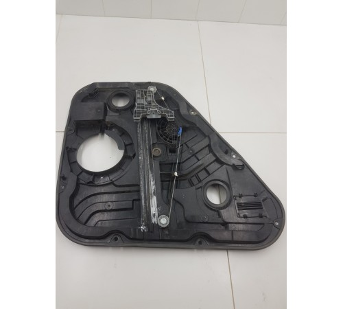 Стеклоподъемник двери задний правый