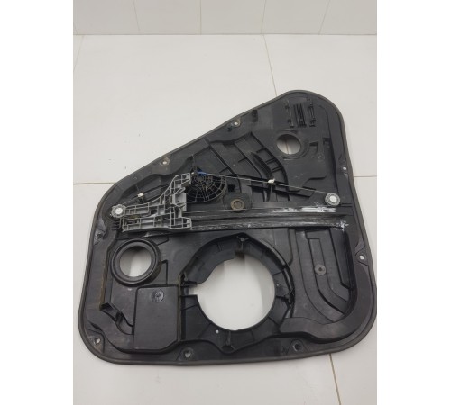 Стеклоподъемник двери задний правый