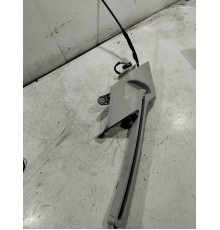 Направляющая шторки багажника левая