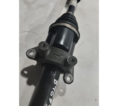 Привод(полуось) передний правый