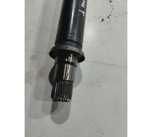 Привод(полуось) передний правый