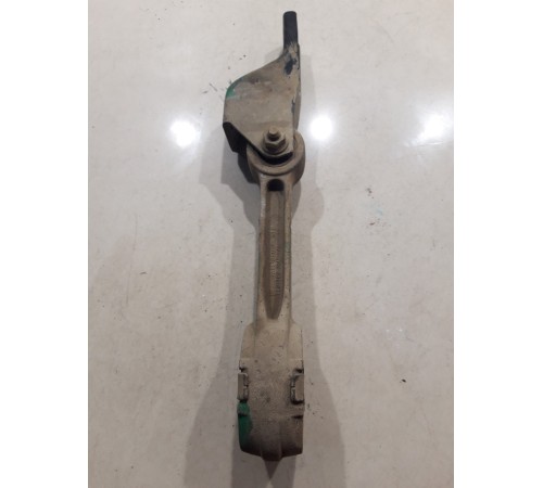 Опора двигателя задняя