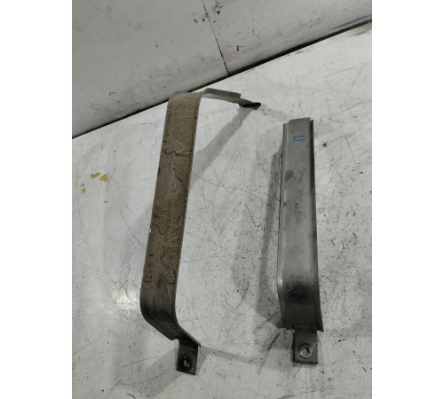 Комплект креплений (лямок) топливного бака 2шт.