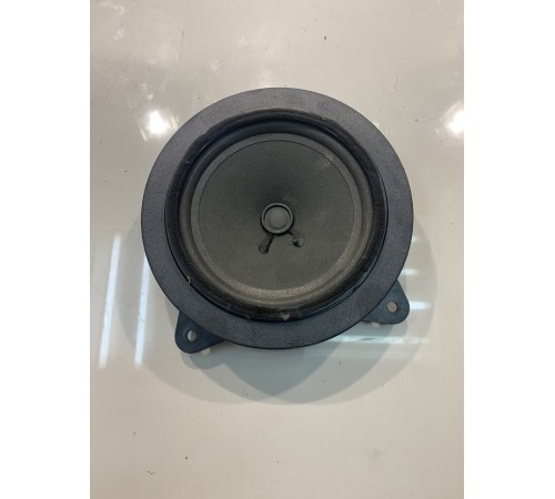 Динамик передний левый