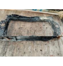 Панель радиатора передняя