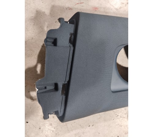 Обшивка центральной стойки(левая верхняя)