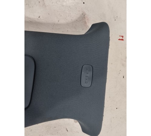 Обшивка центральной стойки(левая верхняя)