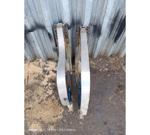 Комплект креплений (лямок) топливного бака 2шт.