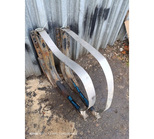 Комплект креплений (лямок) топливного бака 2шт.