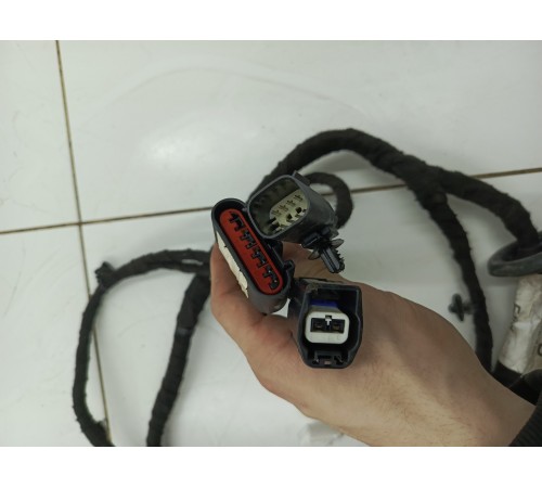 Электропроводка двери передняя правая