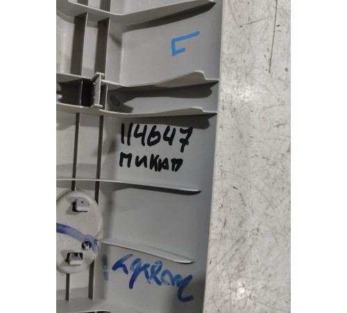 Обшивка стойки лобового стекла левая