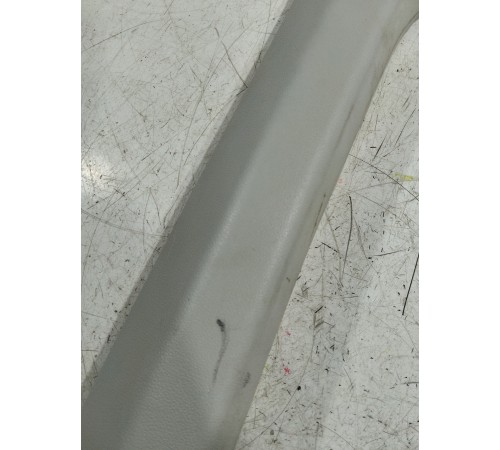 Обшивка стойки лобового стекла левая