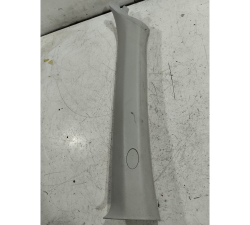 Обшивка стойки лобового стекла левая