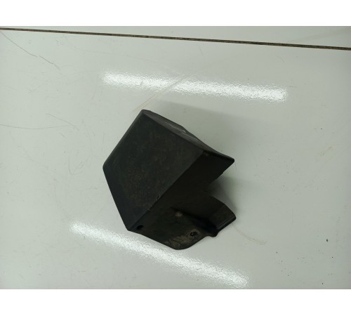 Накладка крыла передняя левая