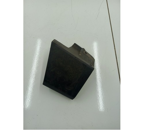 Накладка крыла передняя левая