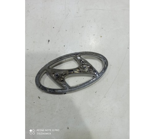 Эмблема крышки багажника