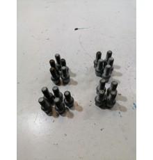 Комплект колёсных болтов 19шт Комплект колёсных болтов 19шт