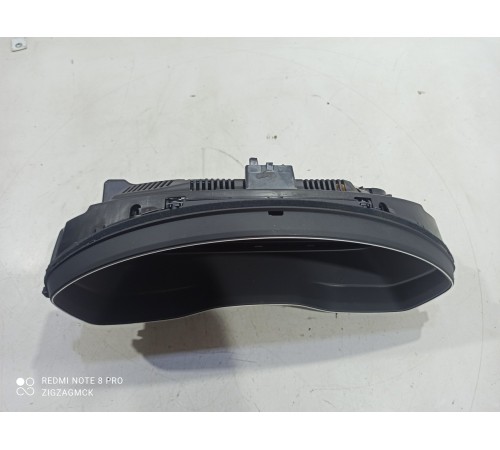 Панель приборов,щиток