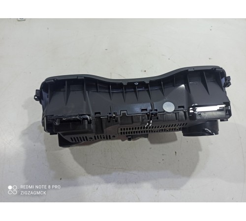 Панель приборов,щиток