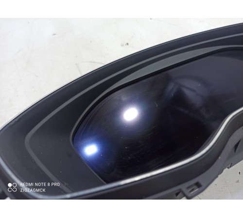 Панель приборов,щиток