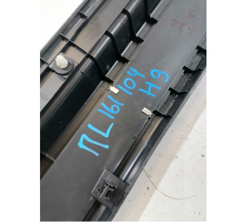 Накладка порога передняя левая