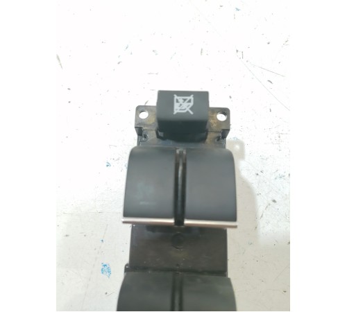 Блок кнопок стеклоподъёмников