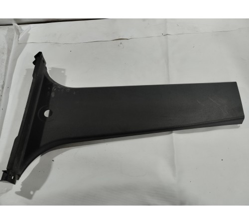 Обшивка центральной стойки левая нижняя