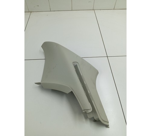 Обшивка задней стойки правая