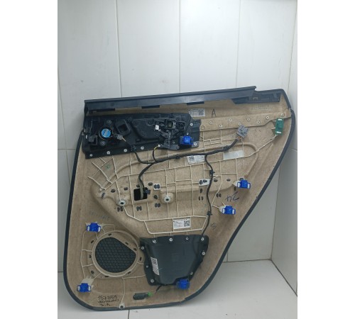 Обшивка двери задняя левая