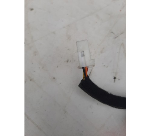 Электропроводка обшивки двери (передняя левая)