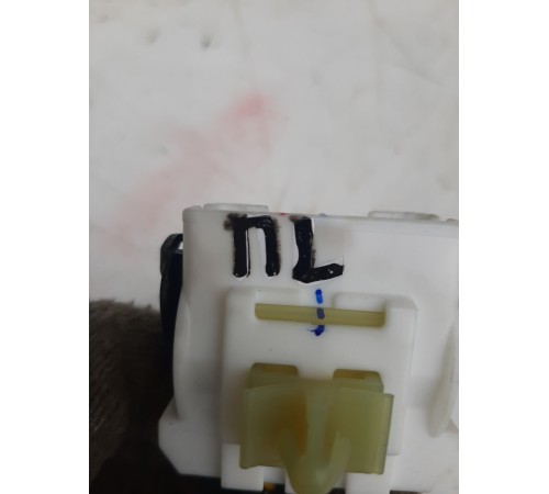 Электропроводка обшивки двери (передняя левая)