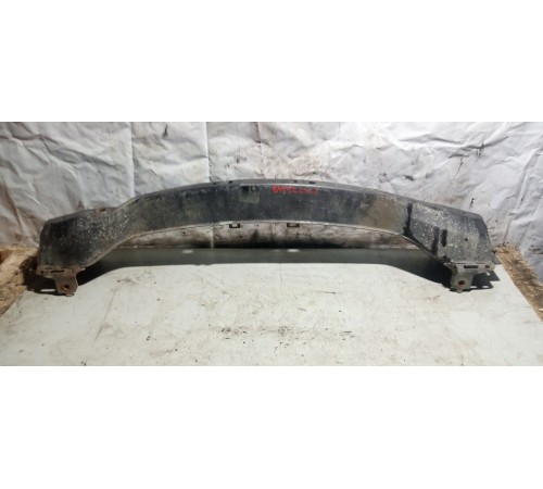 Усилитель переднего бампера