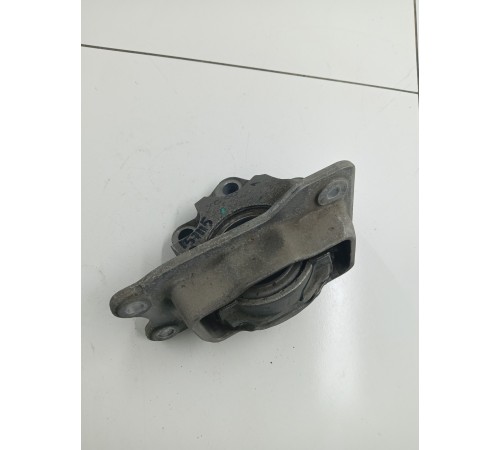 Опора двигателя левая