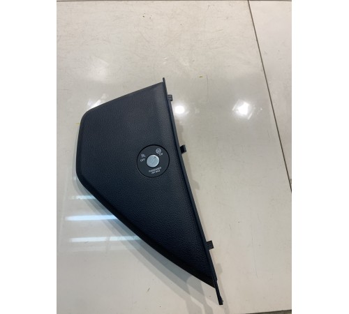 Накладка торпеды (правая)