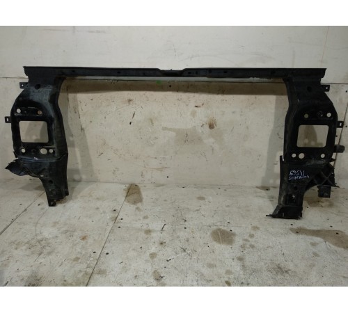 Панель передняя