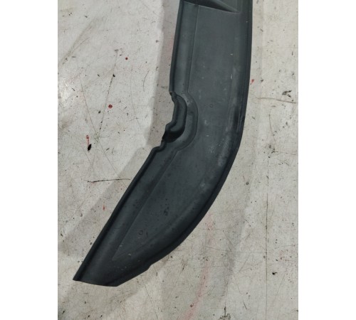 Пыльник крыла передний левый