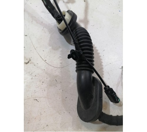 Электропроводка крышки багажника