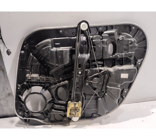 Стеклоподъемник (задний левый)