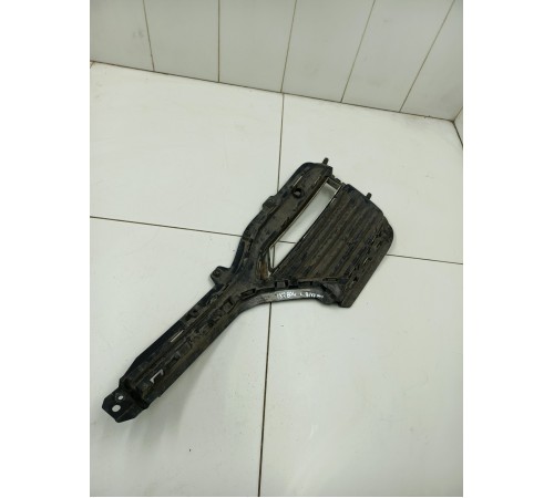 Рамка противотуманной фары ДХО левая