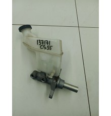 Главный тормозной цилиндр с бачком