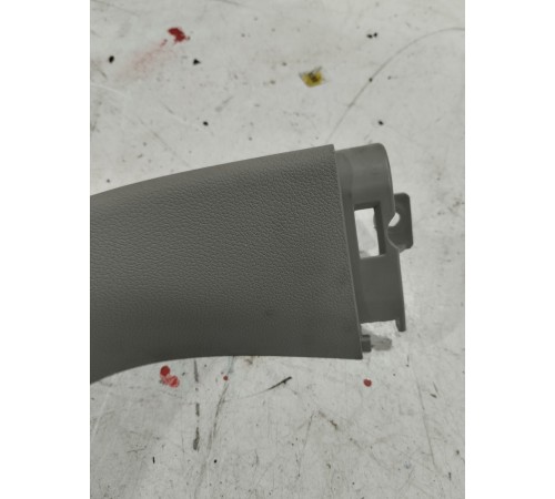 Обшивка багажника правая