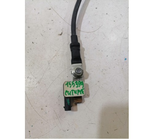 Клемма аккумулятора