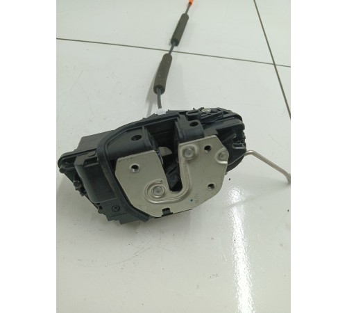 Замок двери задний левый