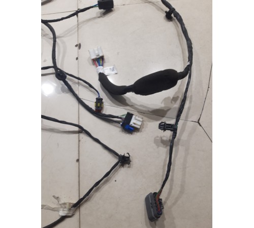 Электропроводка двери (передняя правая)