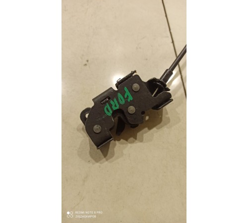 Замок вещевого ящика левый