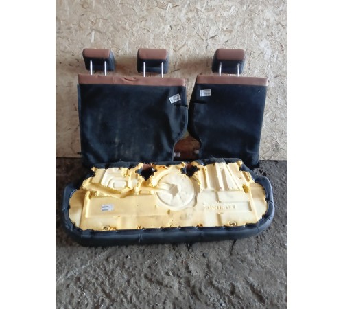 Задний ряд сидений