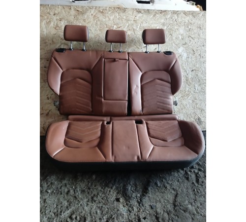 Задний ряд сидений