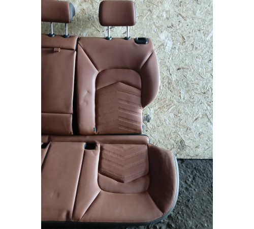 Задний ряд сидений