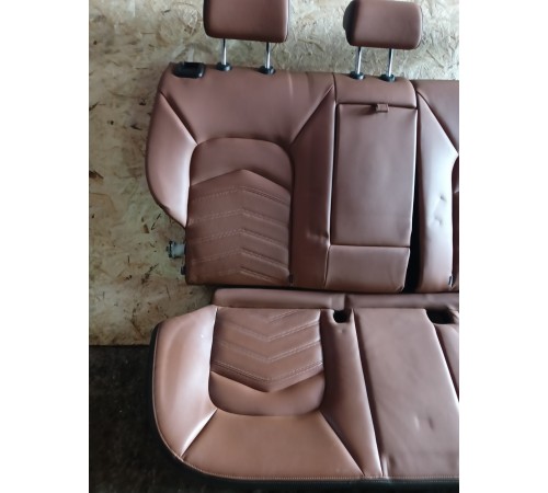 Задний ряд сидений