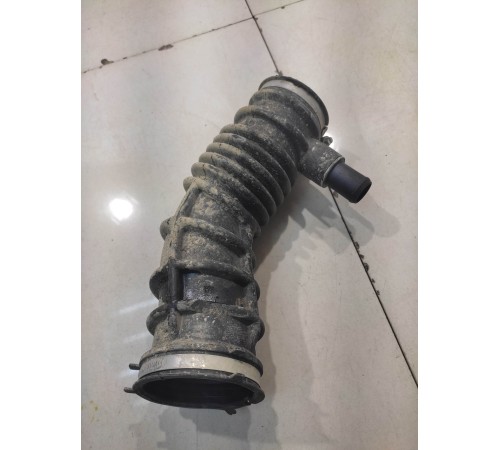 Патрубок воздушного фильтра